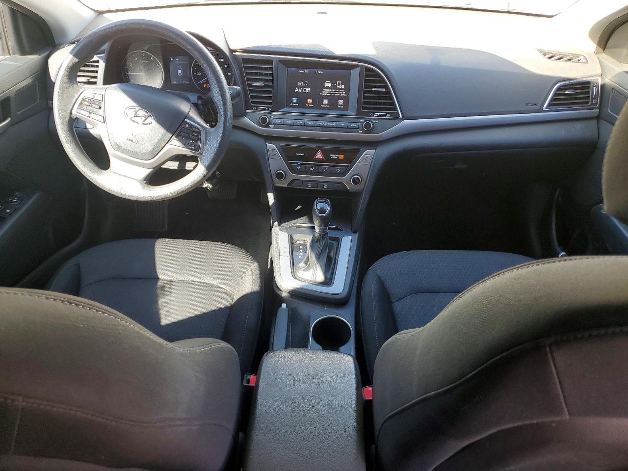 Hyundai ELANTRA Sel