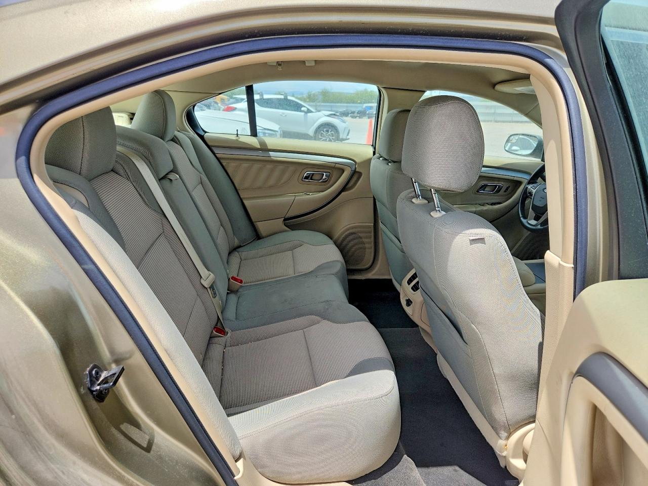 Ford Taurus Sel