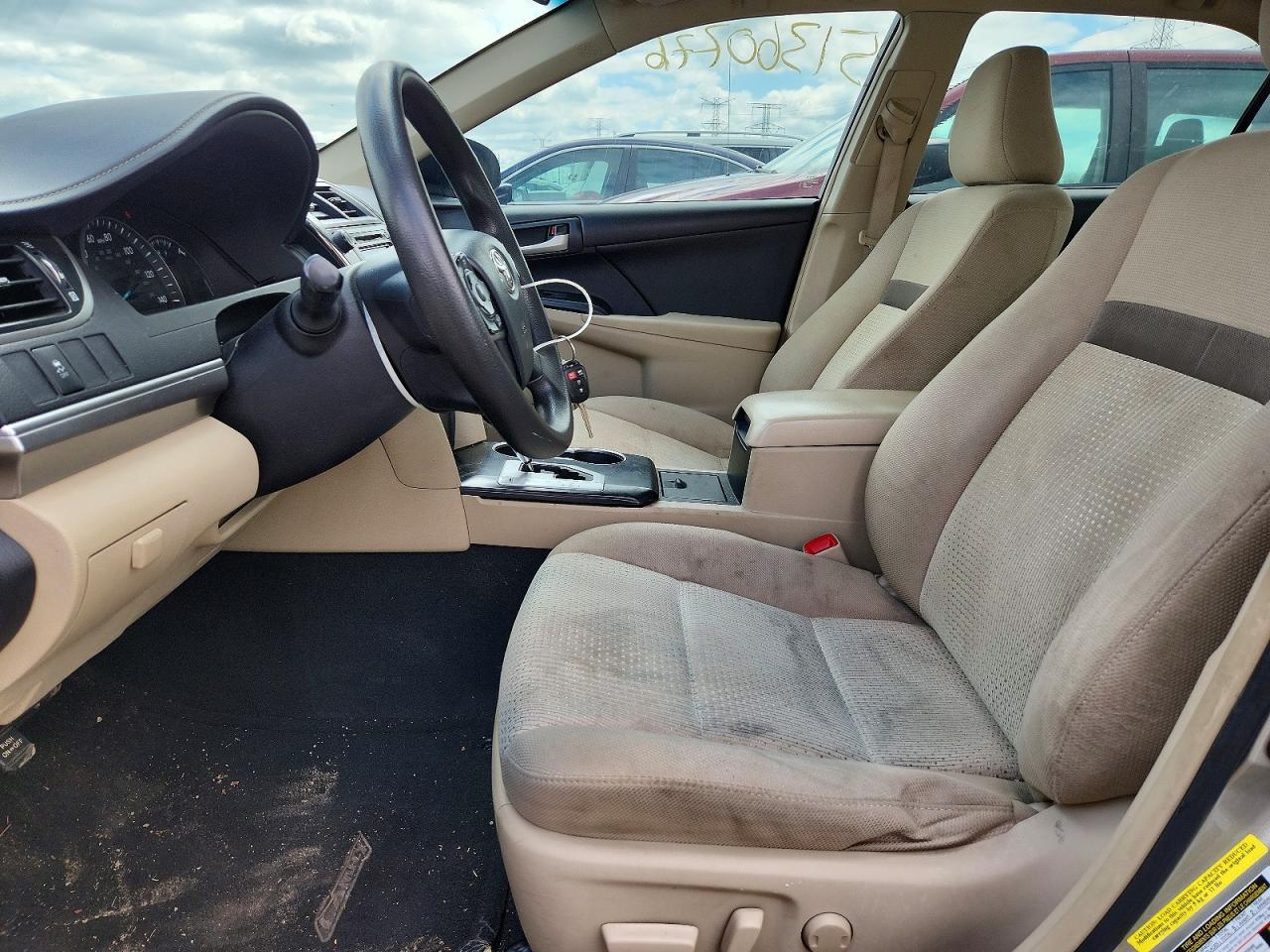 Toyota Camry Le