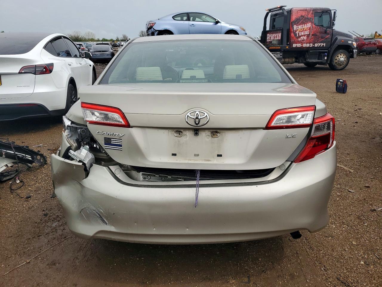Toyota Camry Le