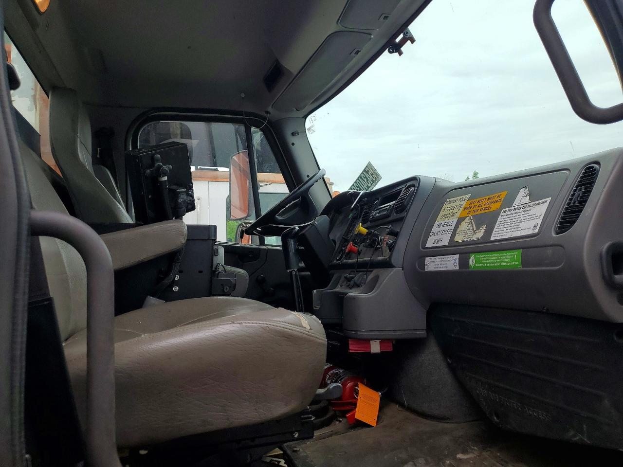 Freightliner 114sd