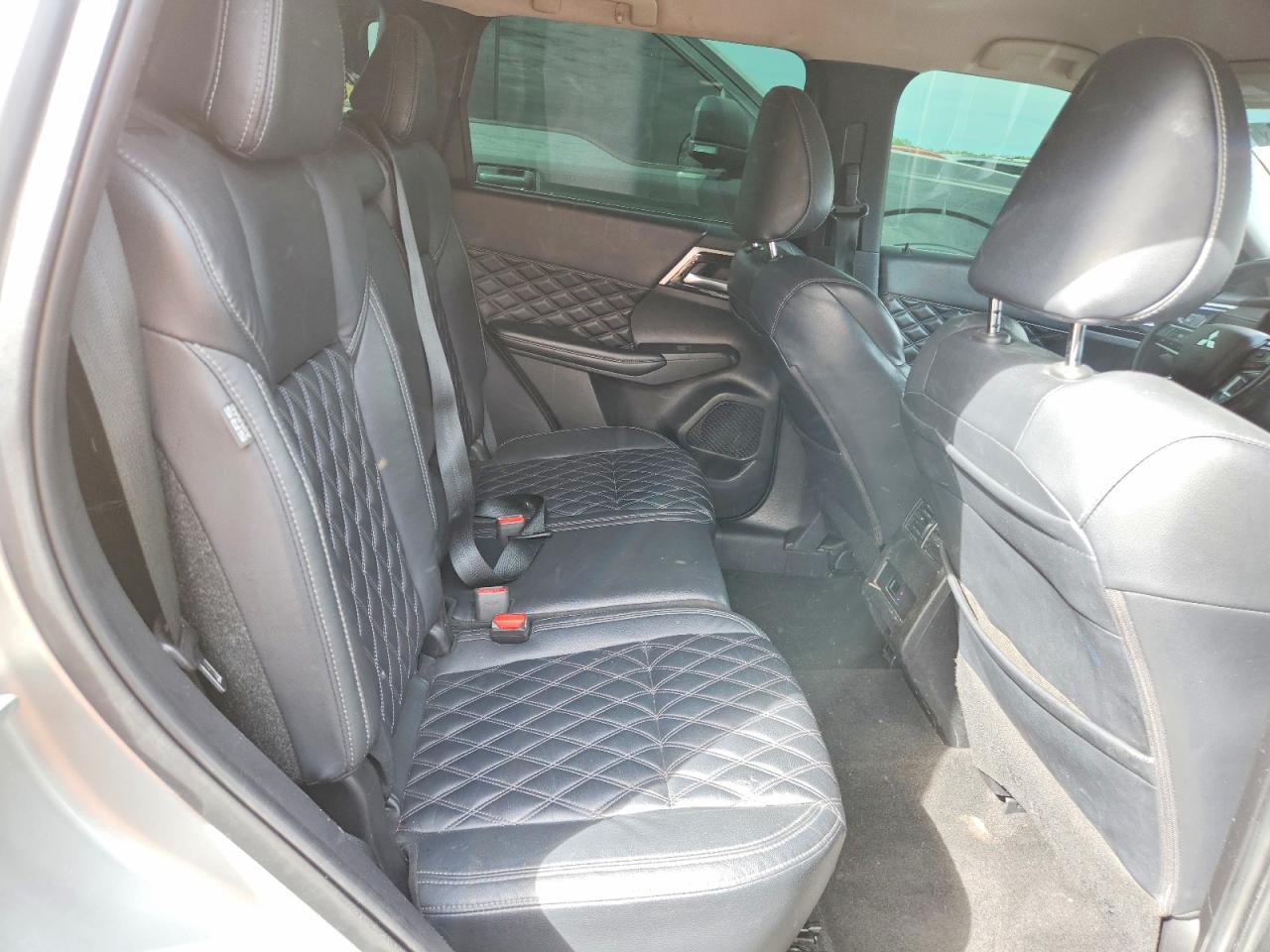 Mitsubishi Outlander Sel