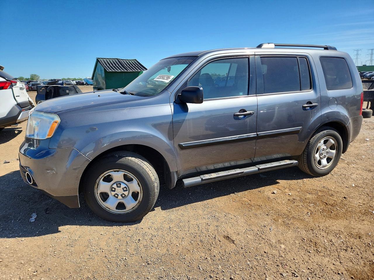 Salvage Honda Pilot Image