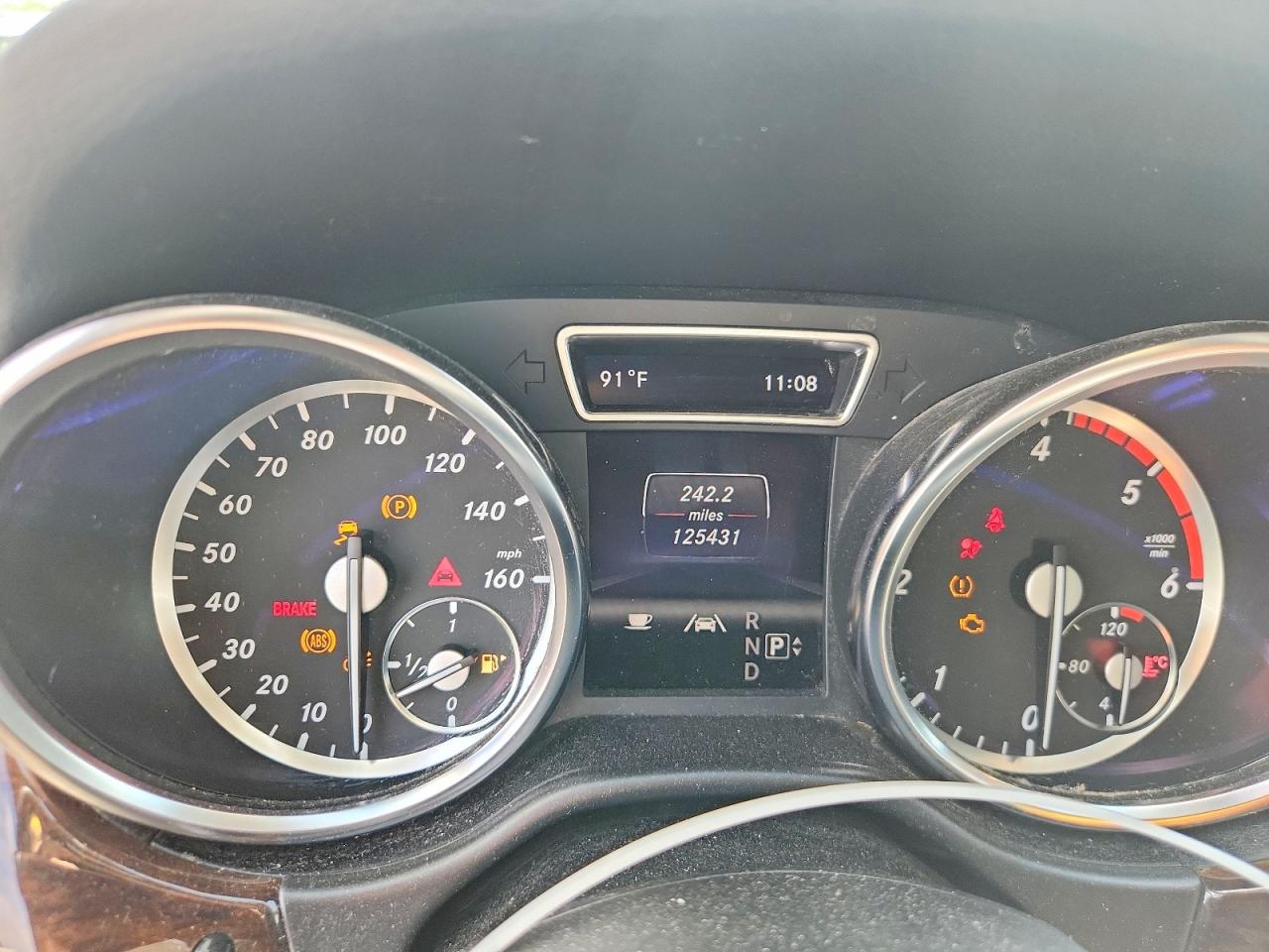 Mercedes-Benz M-Class 350 Bluetec