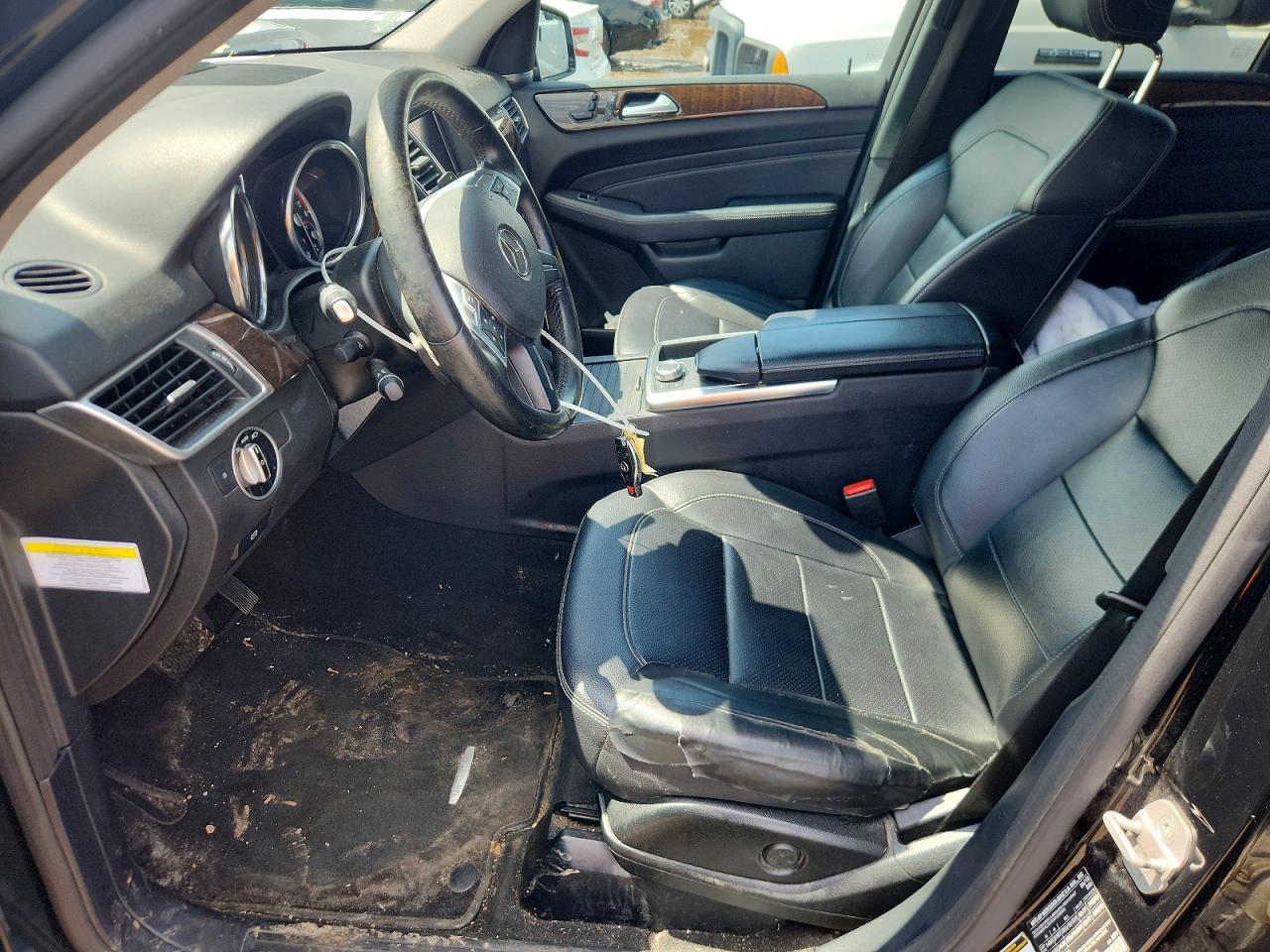 Mercedes-Benz M-Class 350 Bluetec
