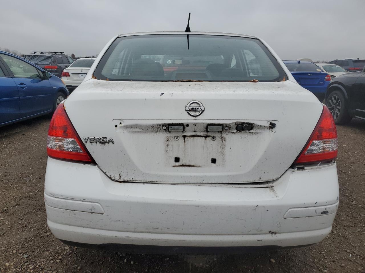 Nissan Versa S
