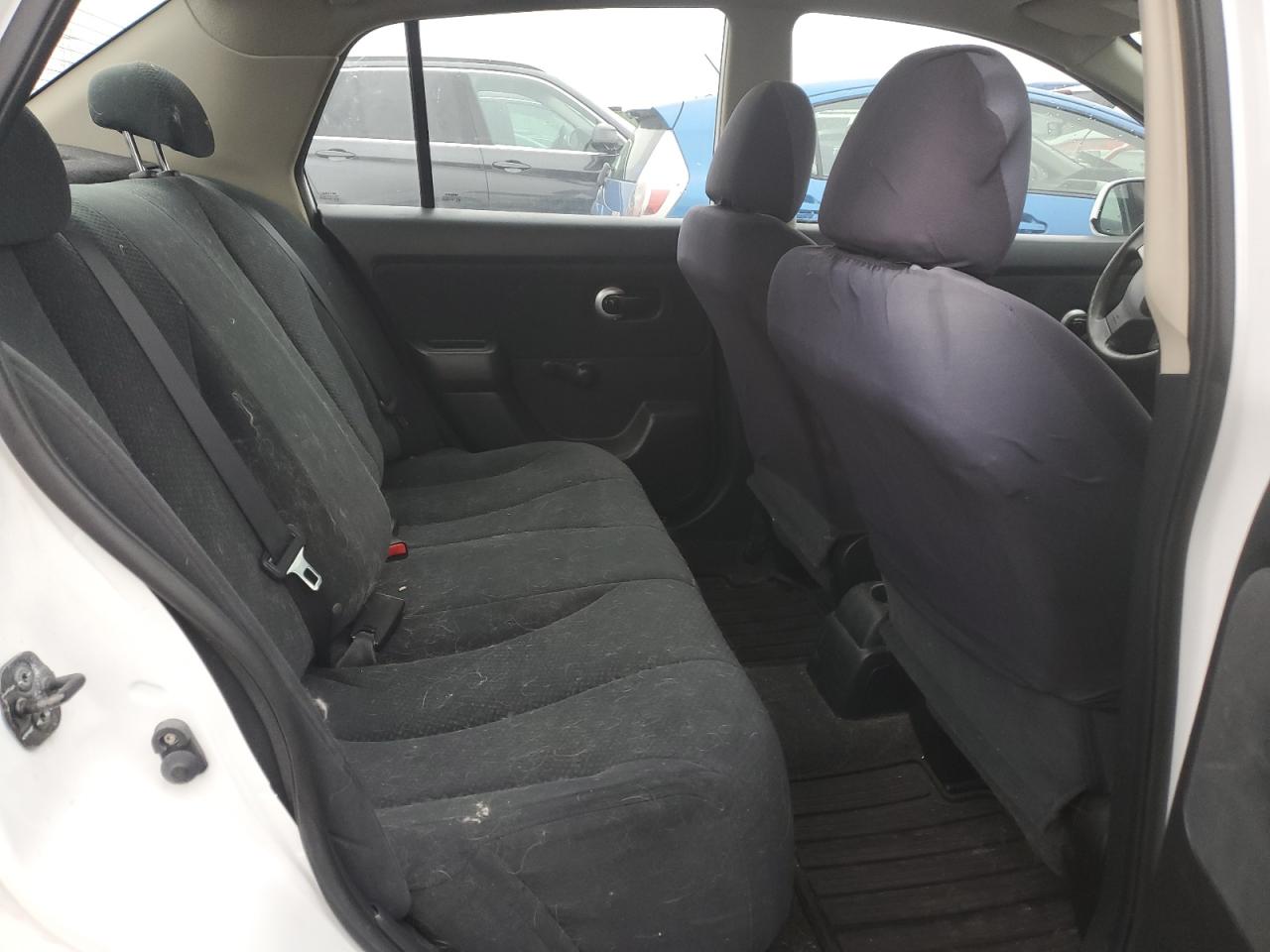 Nissan Versa S