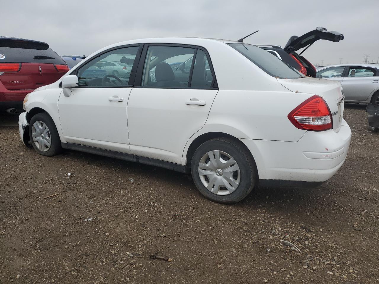 Nissan Versa S