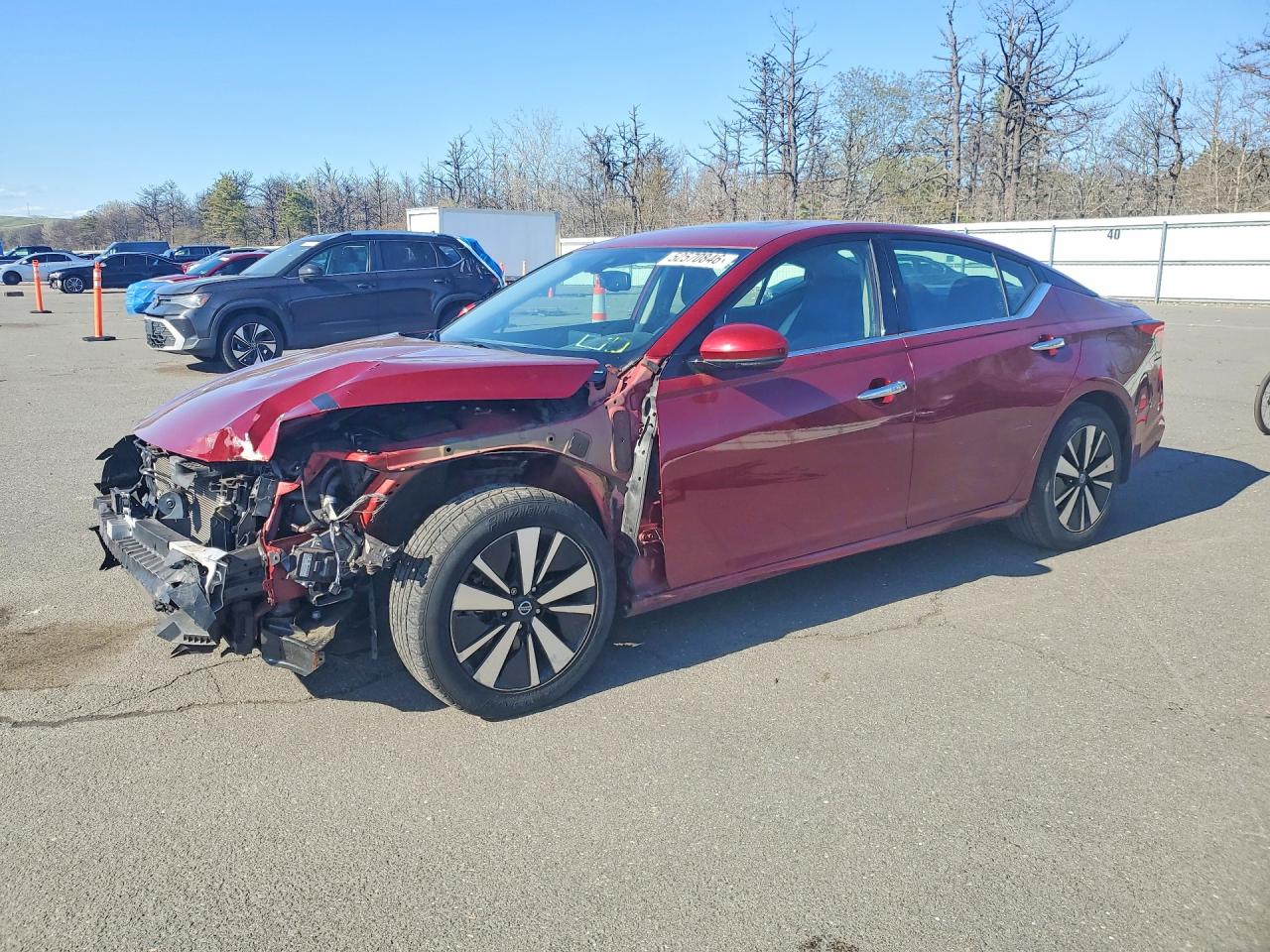 Salvage Nissan Altima Image