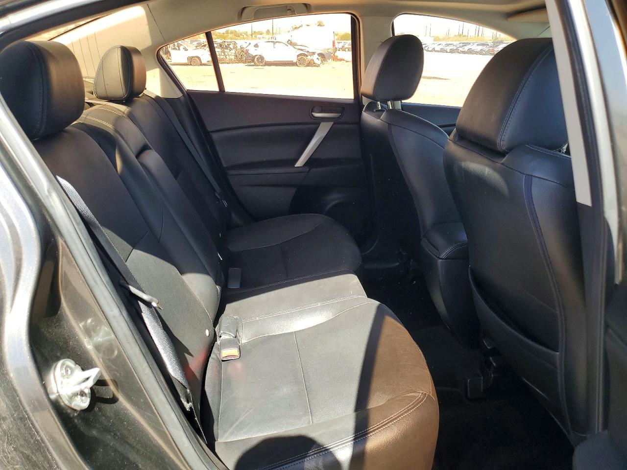 Mazda Mazda3 S