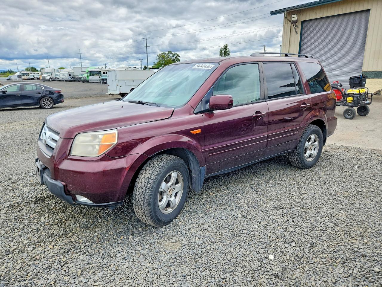Salvage Honda Pilot Image