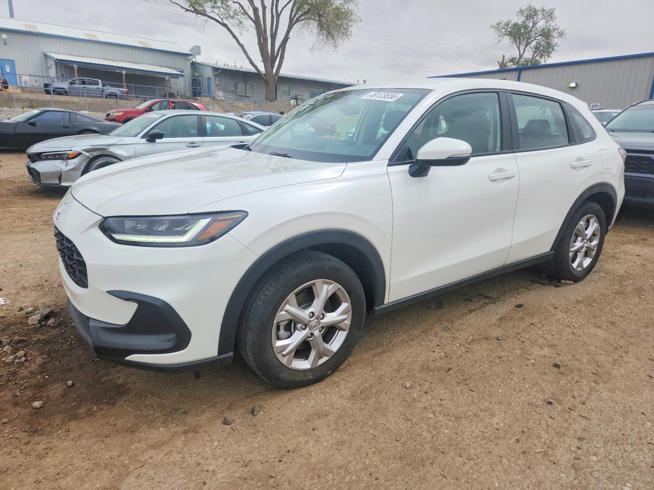 Salvage Honda HR-V Image