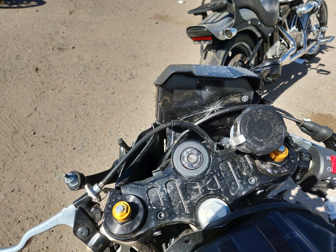 Yamaha Yzfr7