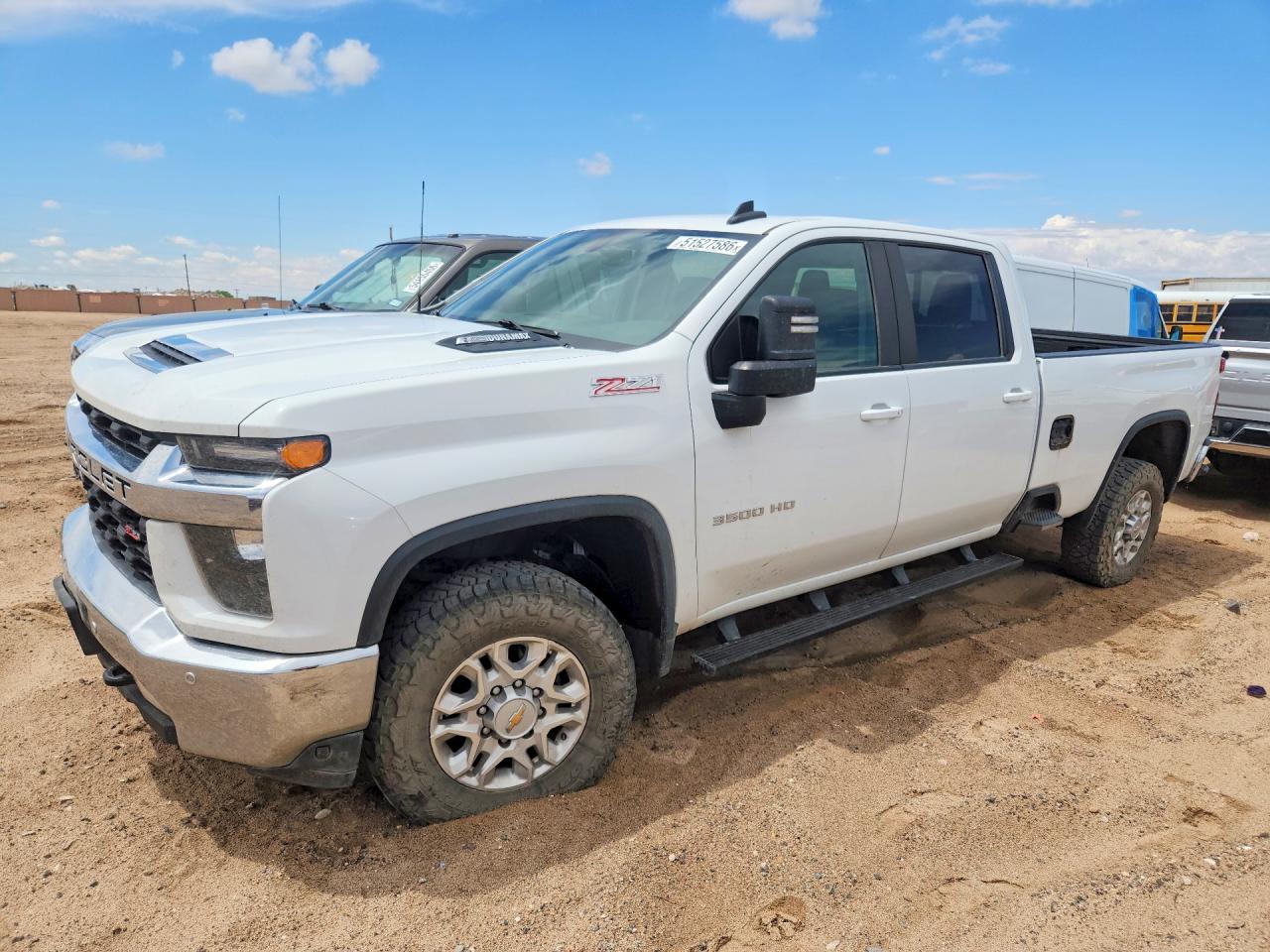 Salvage Chevrolet Silverado Image