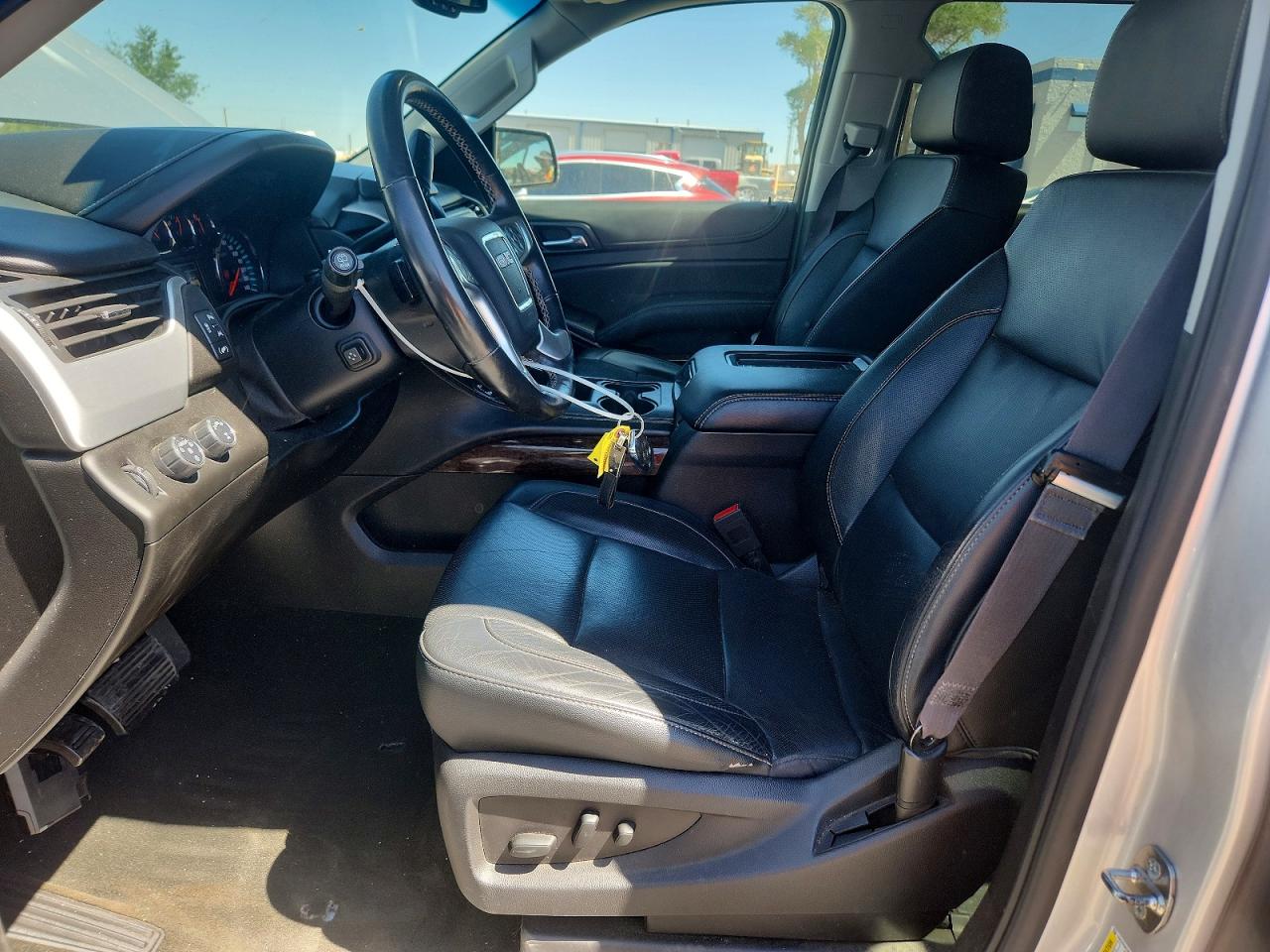 GMC Yukon K1500 Slt
