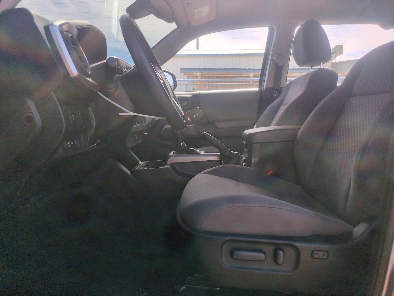 Toyota Tacoma Sr5 V6