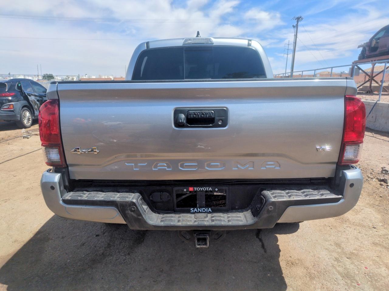 Toyota Tacoma Sr5 V6