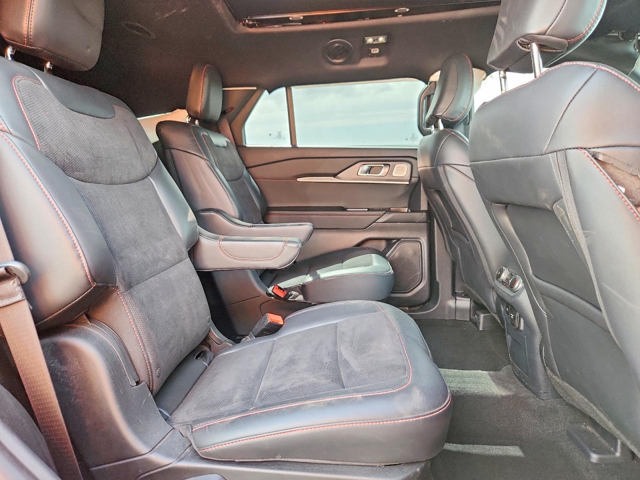 Ford Explorer St
