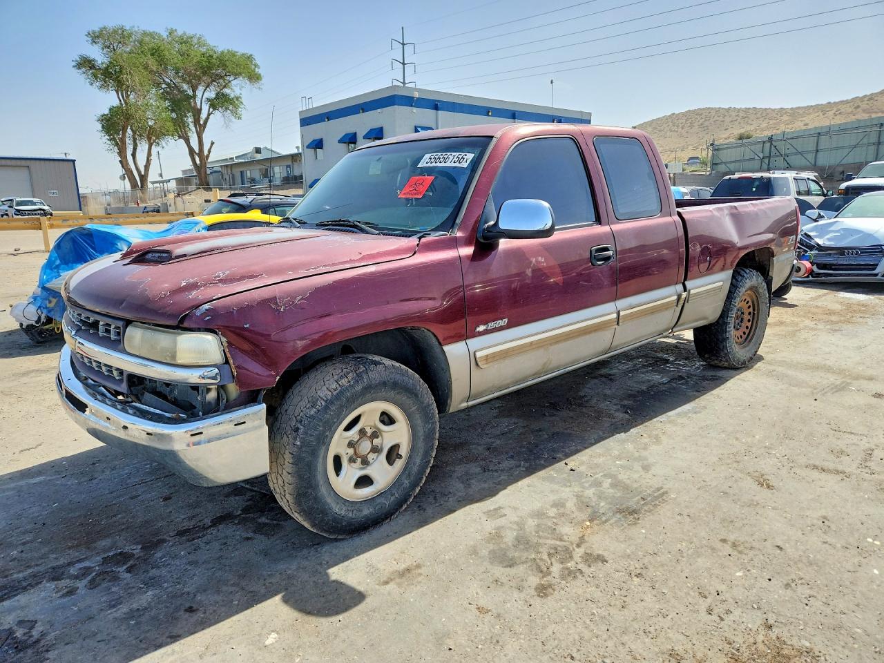 Salvage Chevrolet Silverado Image