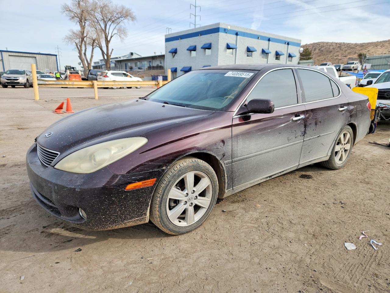 Salvage Lexus Es Image