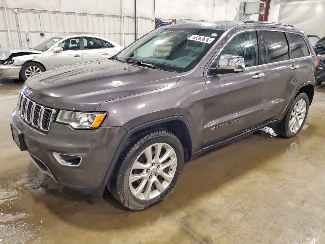 Salvage Jeep Cherokee Image
