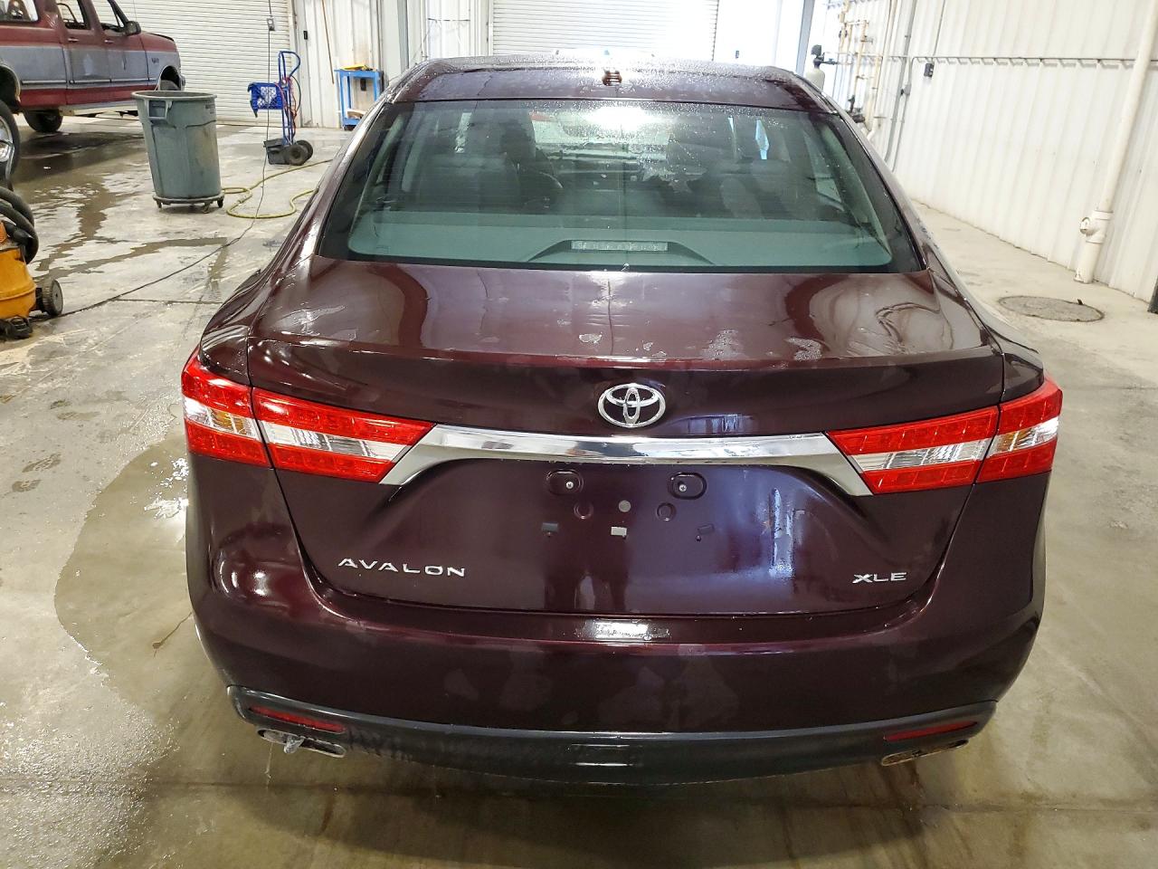 Toyota Avalon Xle