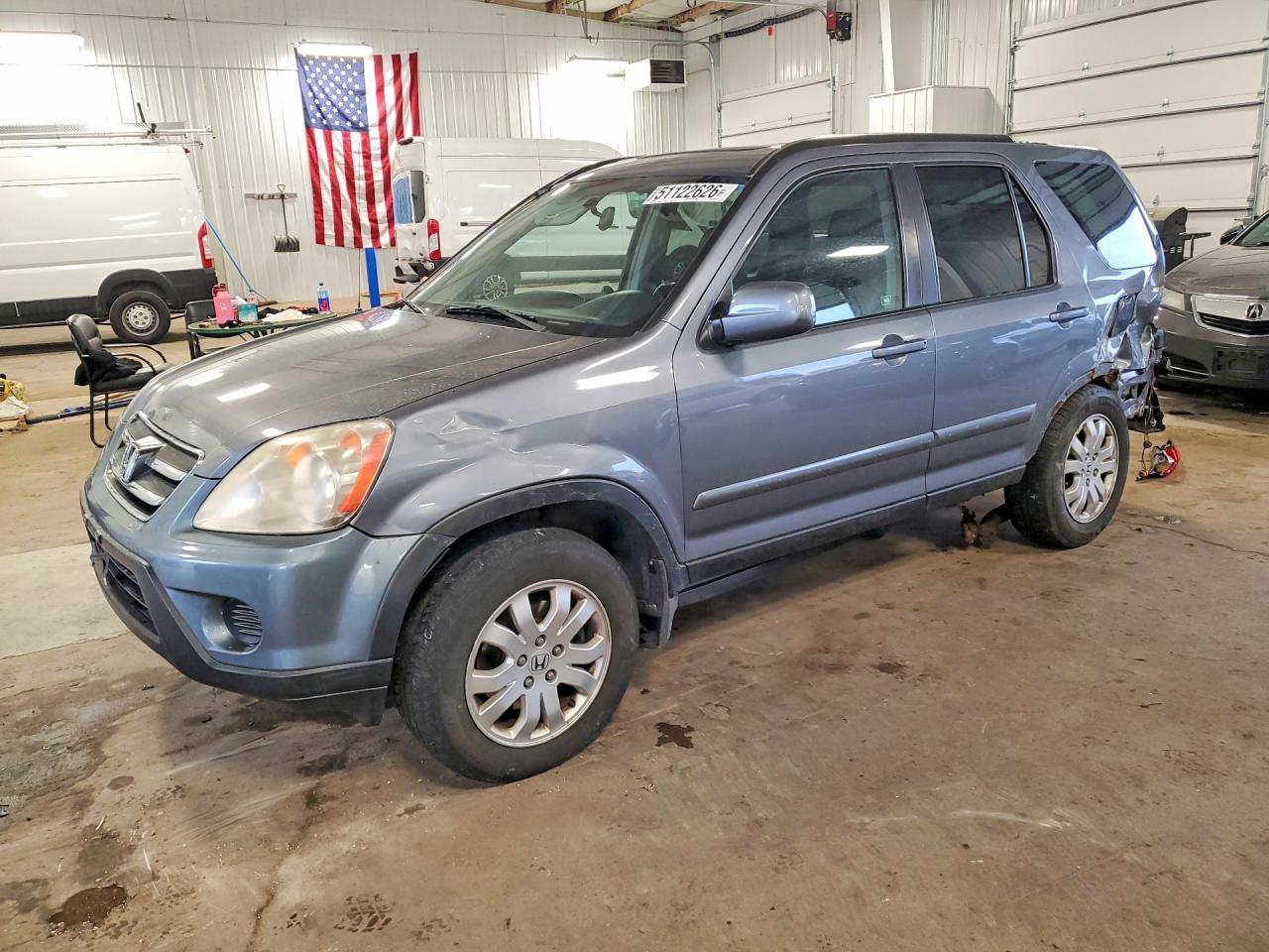 Salvage Honda Crv Image