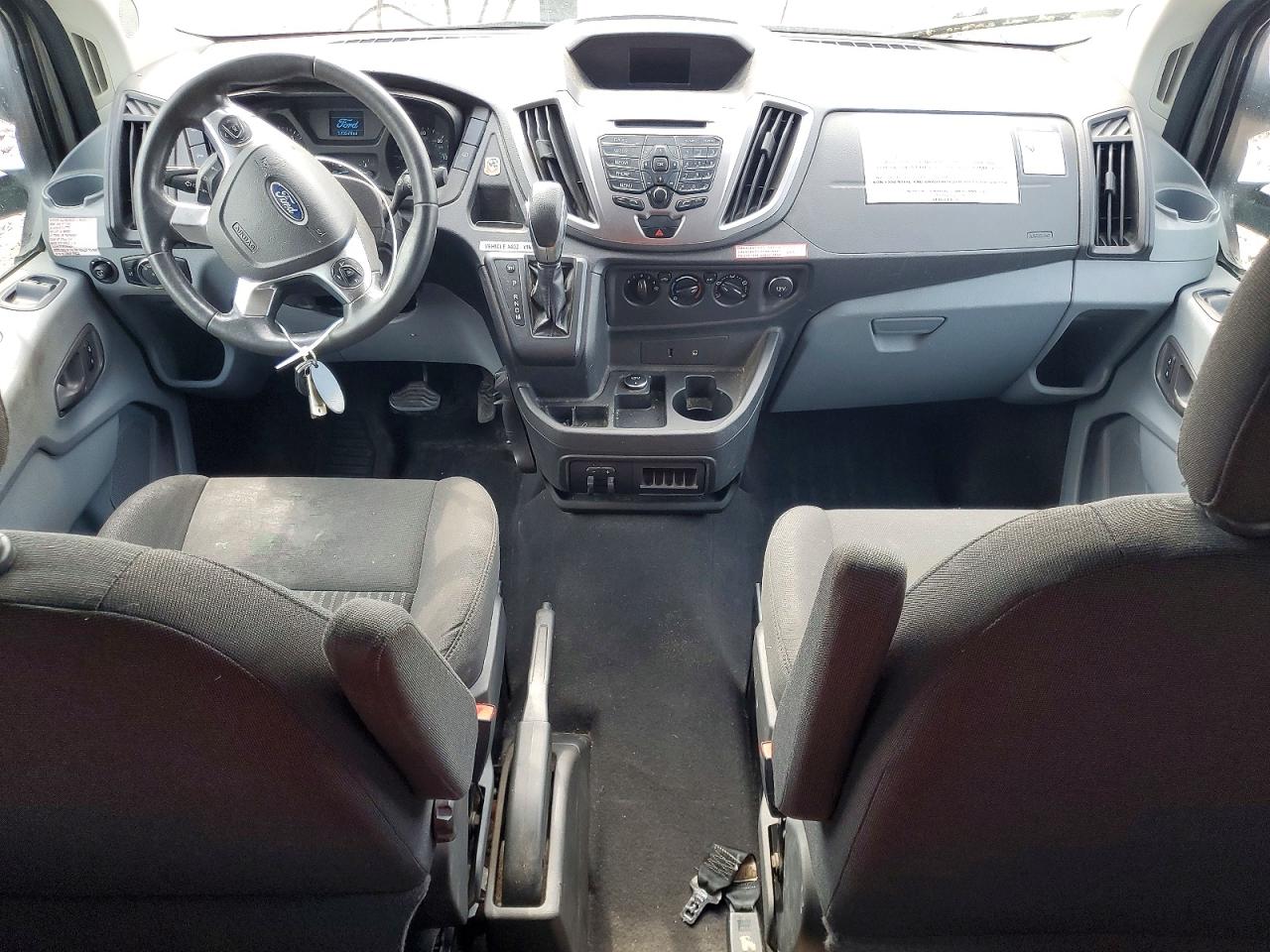 Ford Transit T-250