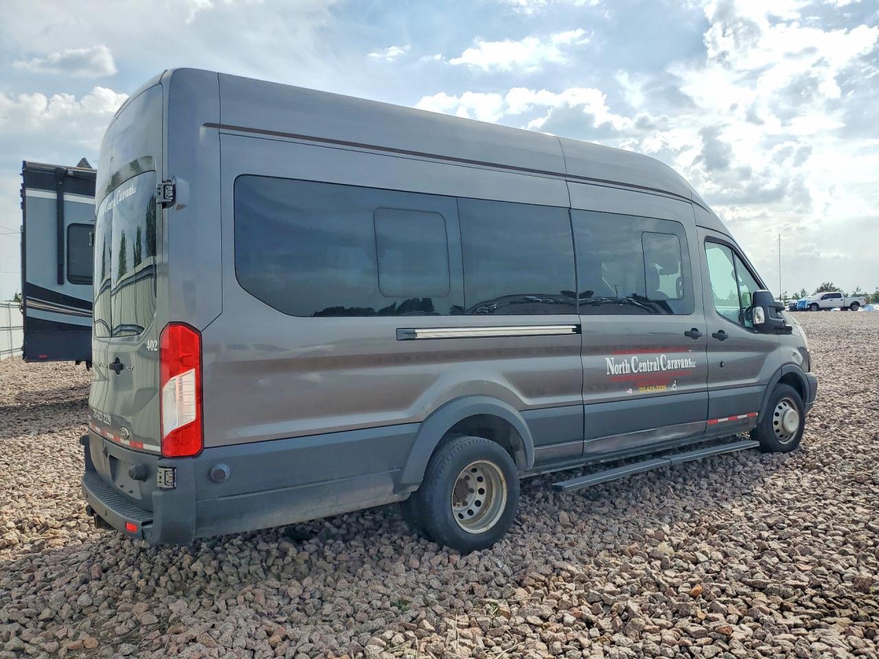 Ford Transit T-250