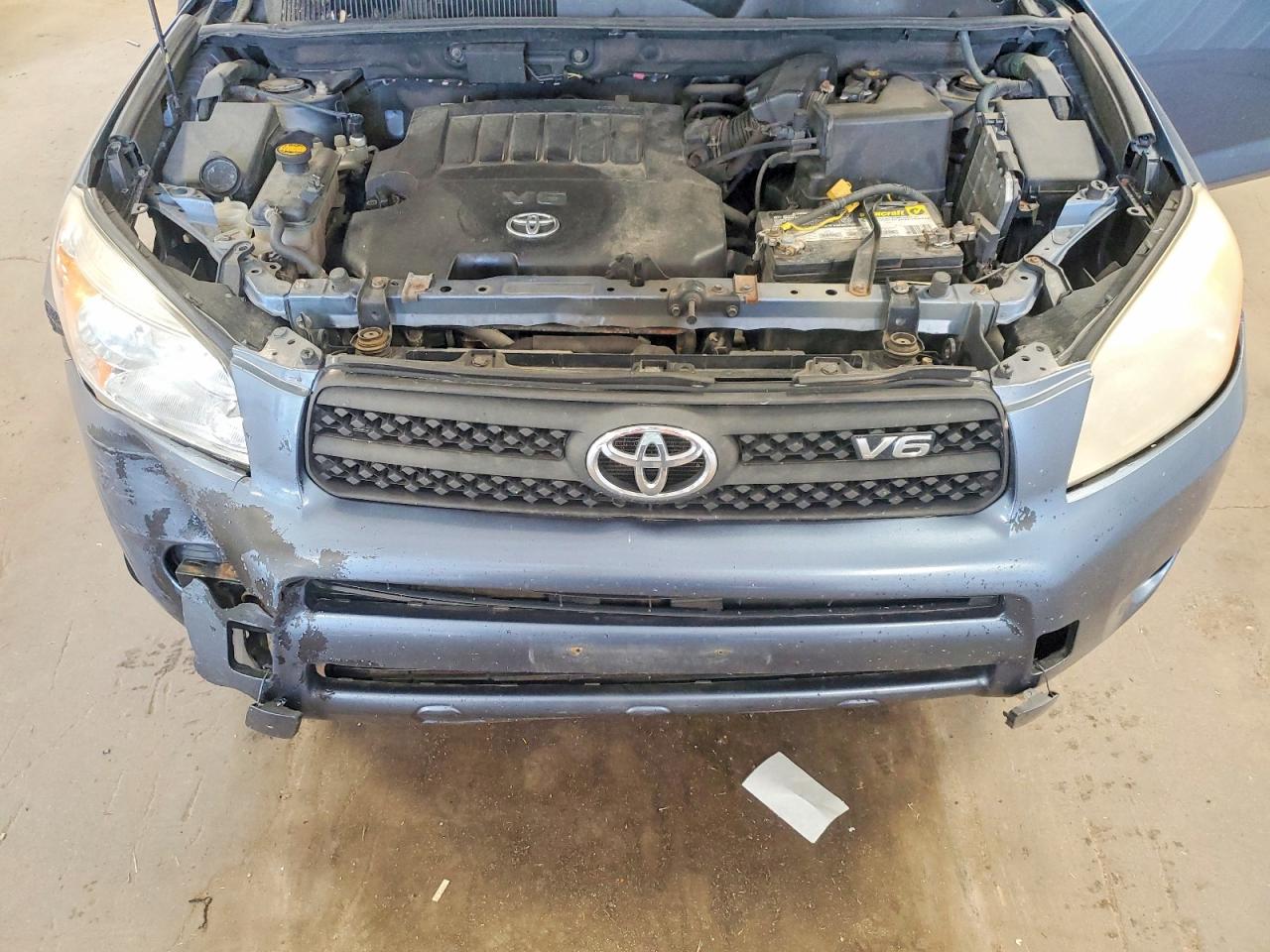 Toyota RAV4 Base