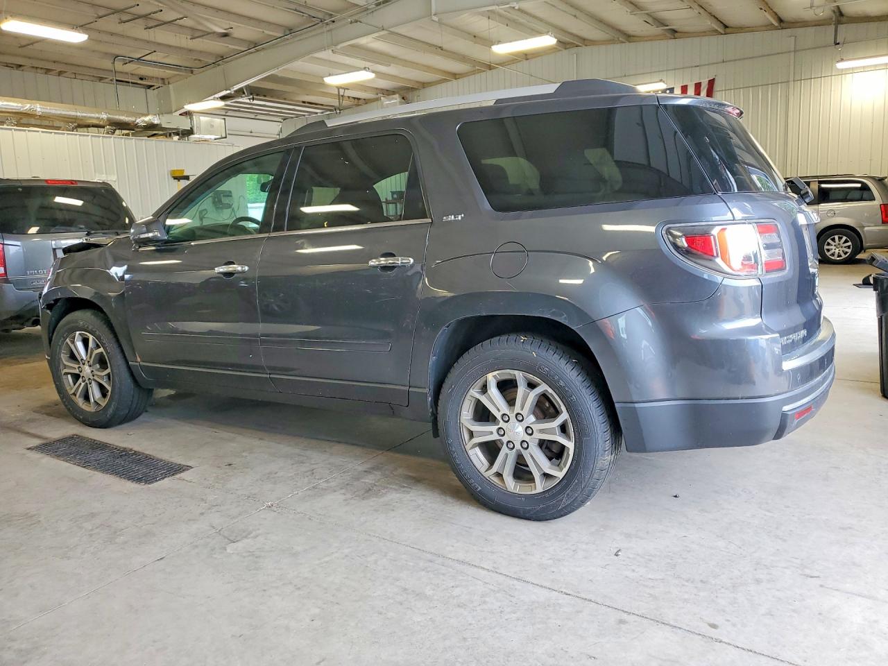 GMC Acadia Slt-2