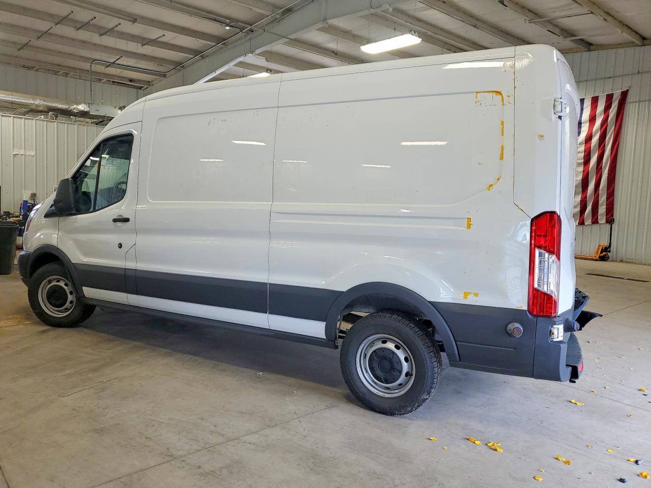 Ford Transit T-250