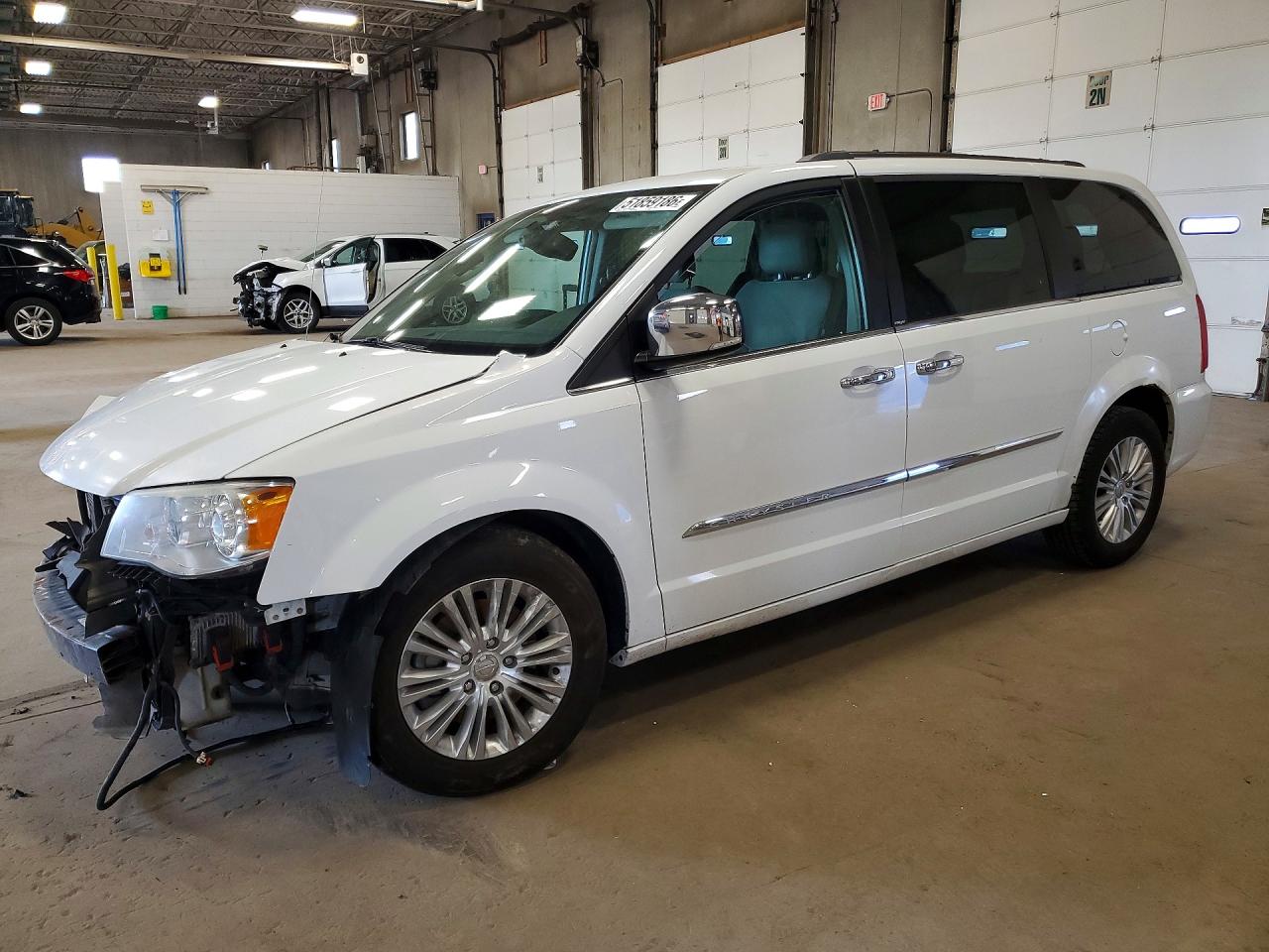 Salvage Chrysler Minivan Image