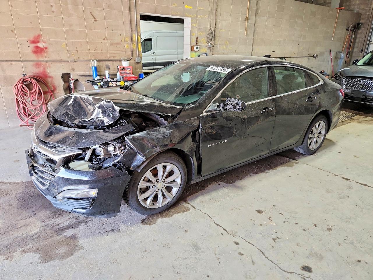 Salvage Chevrolet Malibu Image