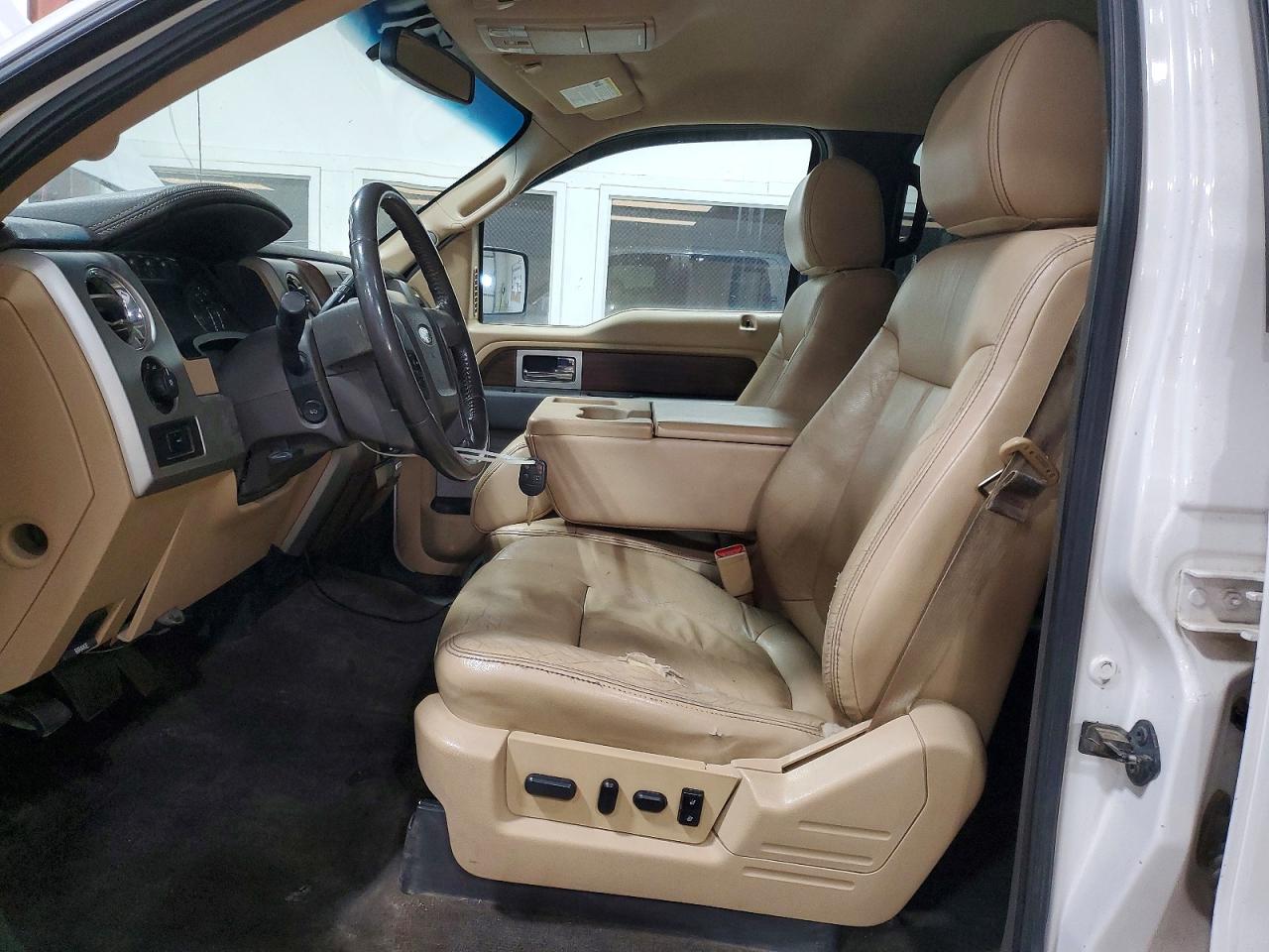 Ford F-150 Lariat