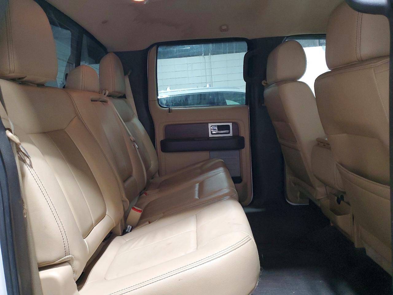 Ford F-150 Lariat