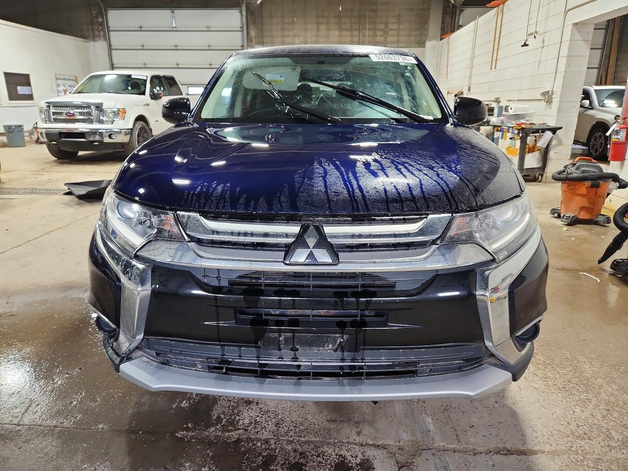 Mitsubishi Outlander Se