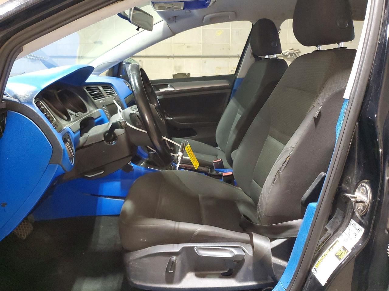 Volkswagen Golf S