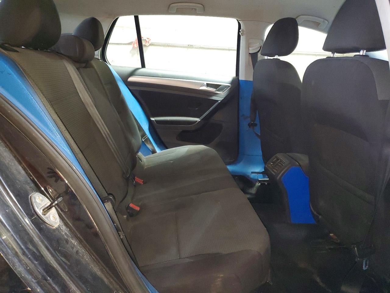 Volkswagen Golf S
