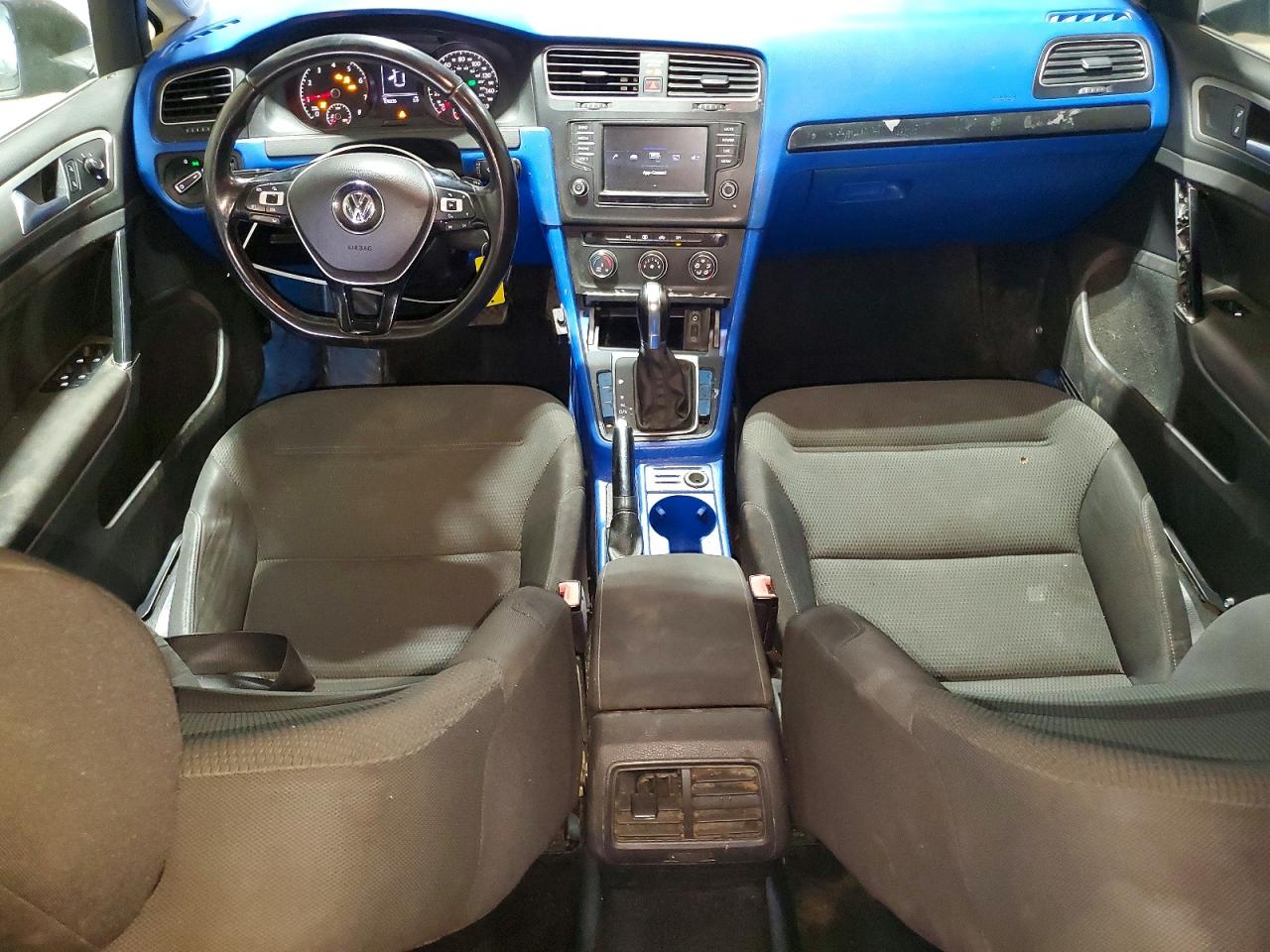 Volkswagen Golf S