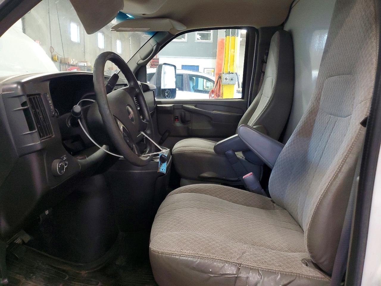 GMC Savana