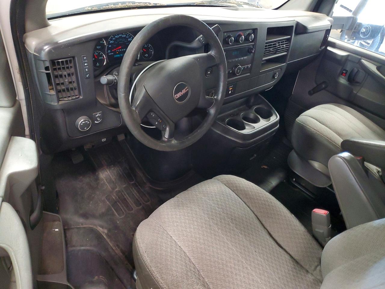 GMC Savana