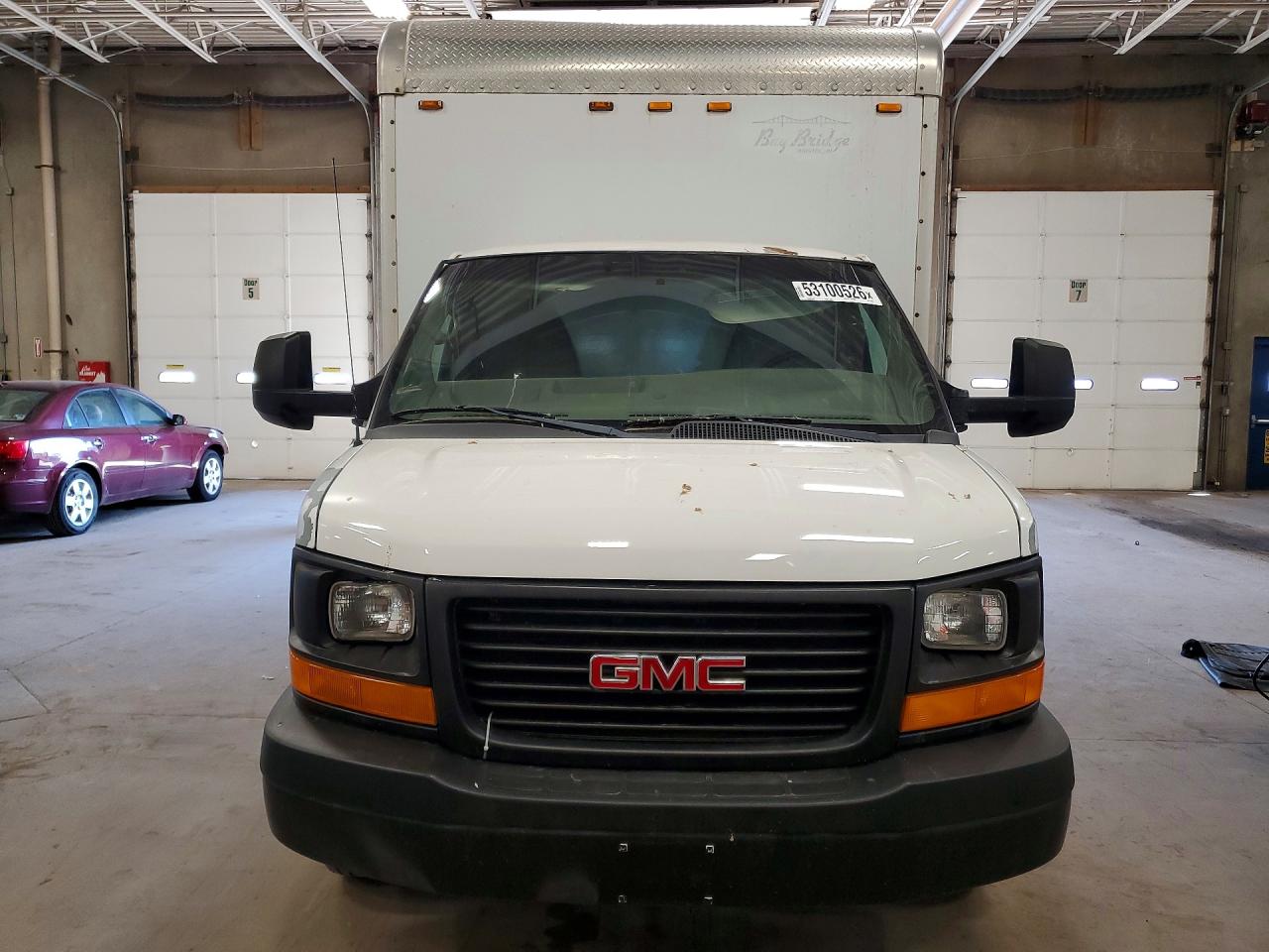 GMC Savana