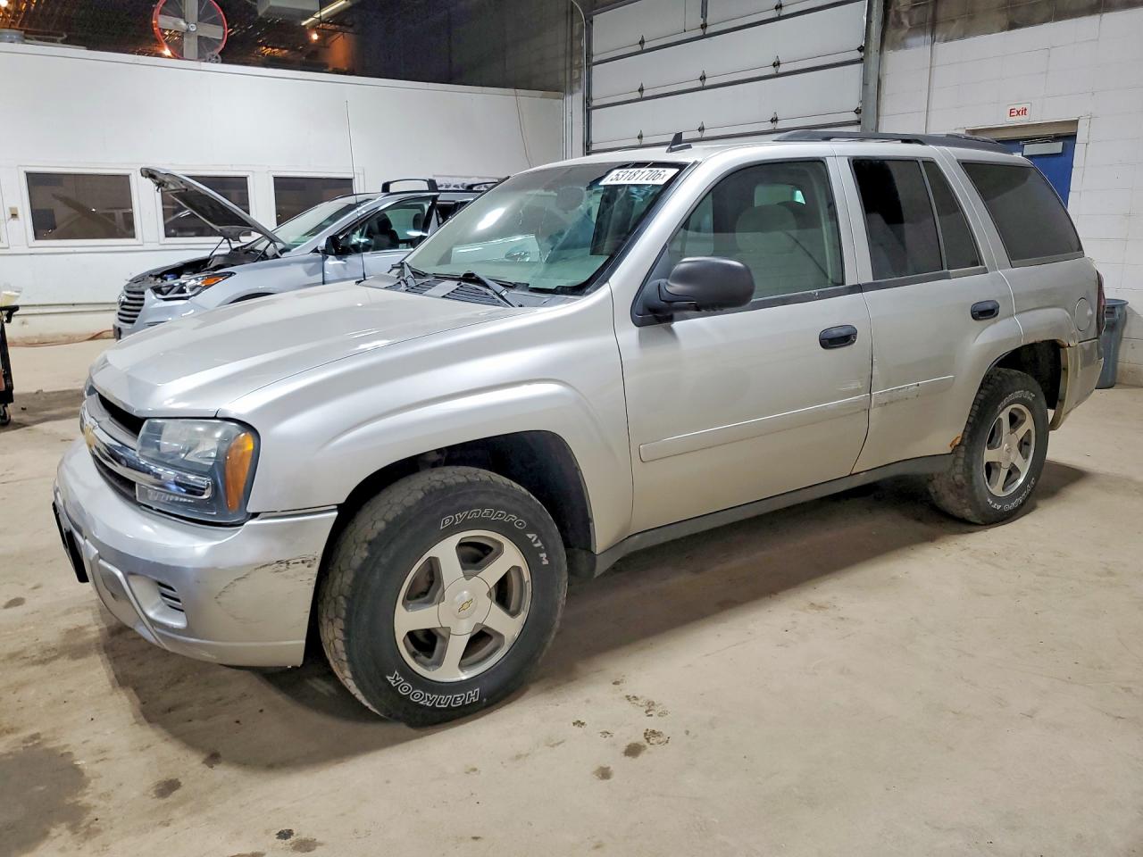 Salvage Chevrolet Trailblaze Image