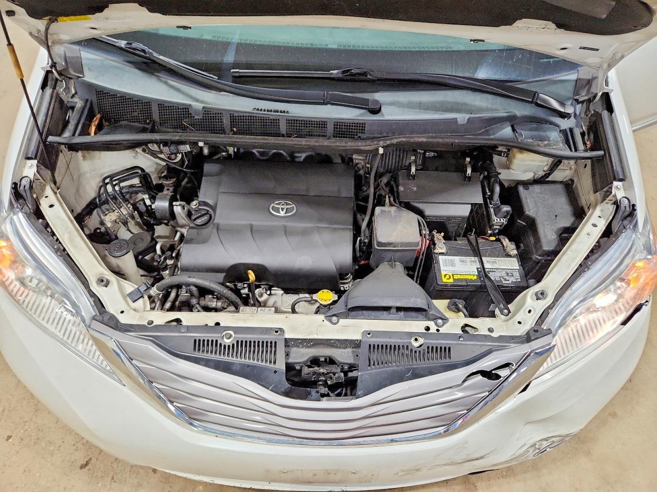 Toyota Sienna Xle 7-passenger