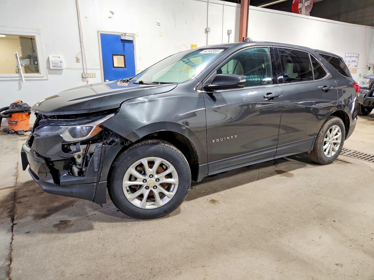 Salvage Chevrolet Equinox Image