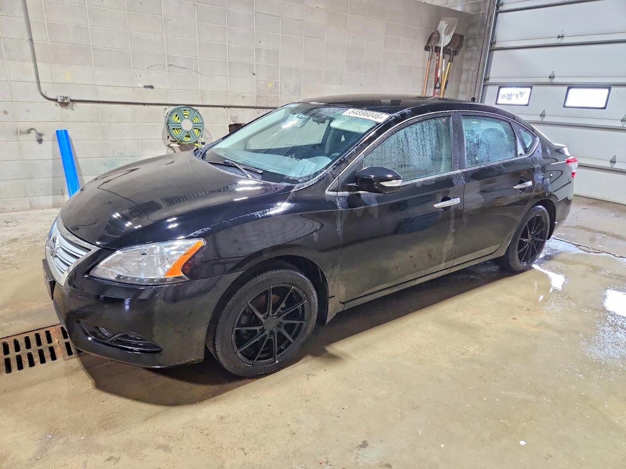 Salvage Nissan Sentra Image