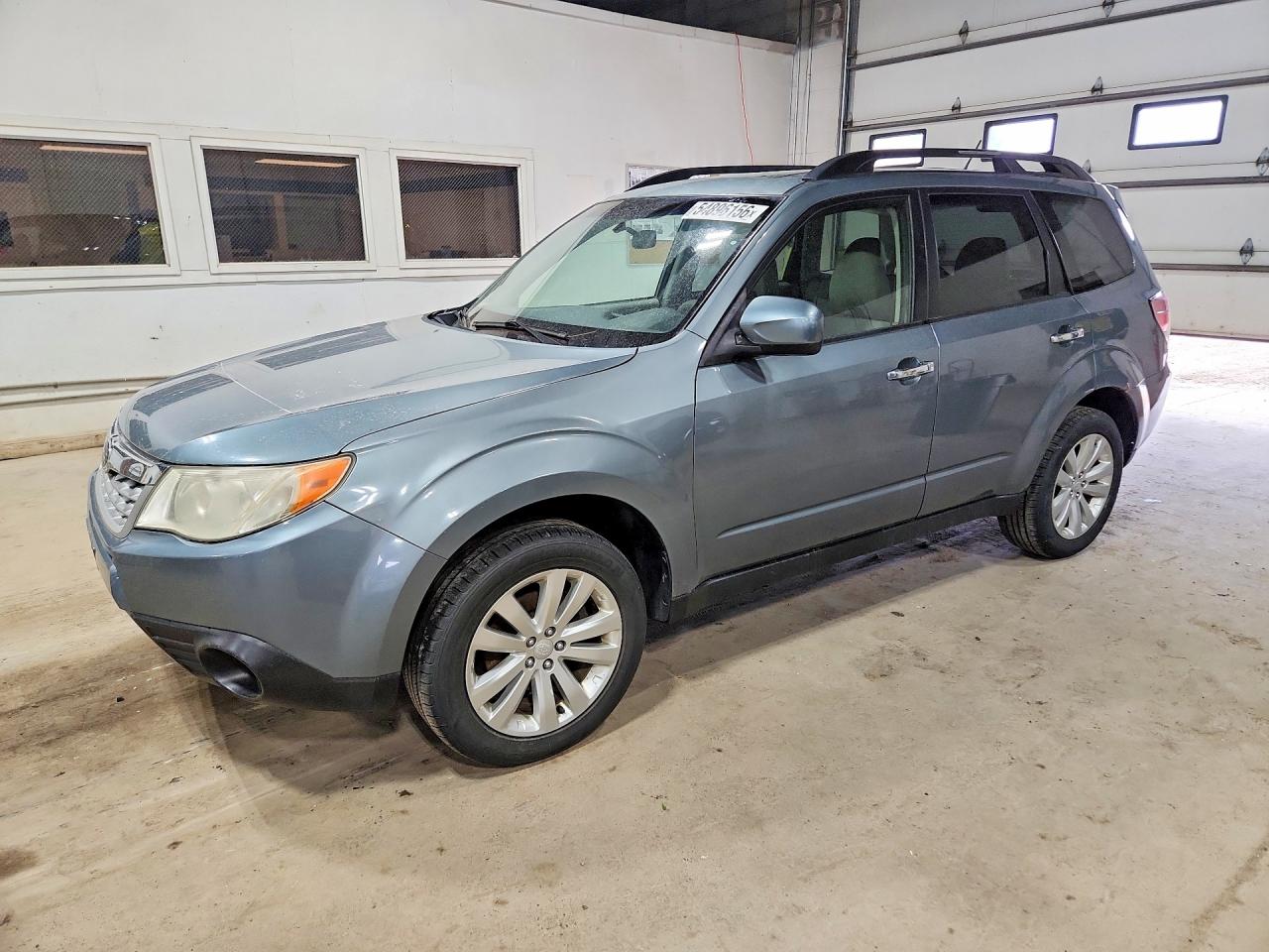 Salvage Subaru Forester Image