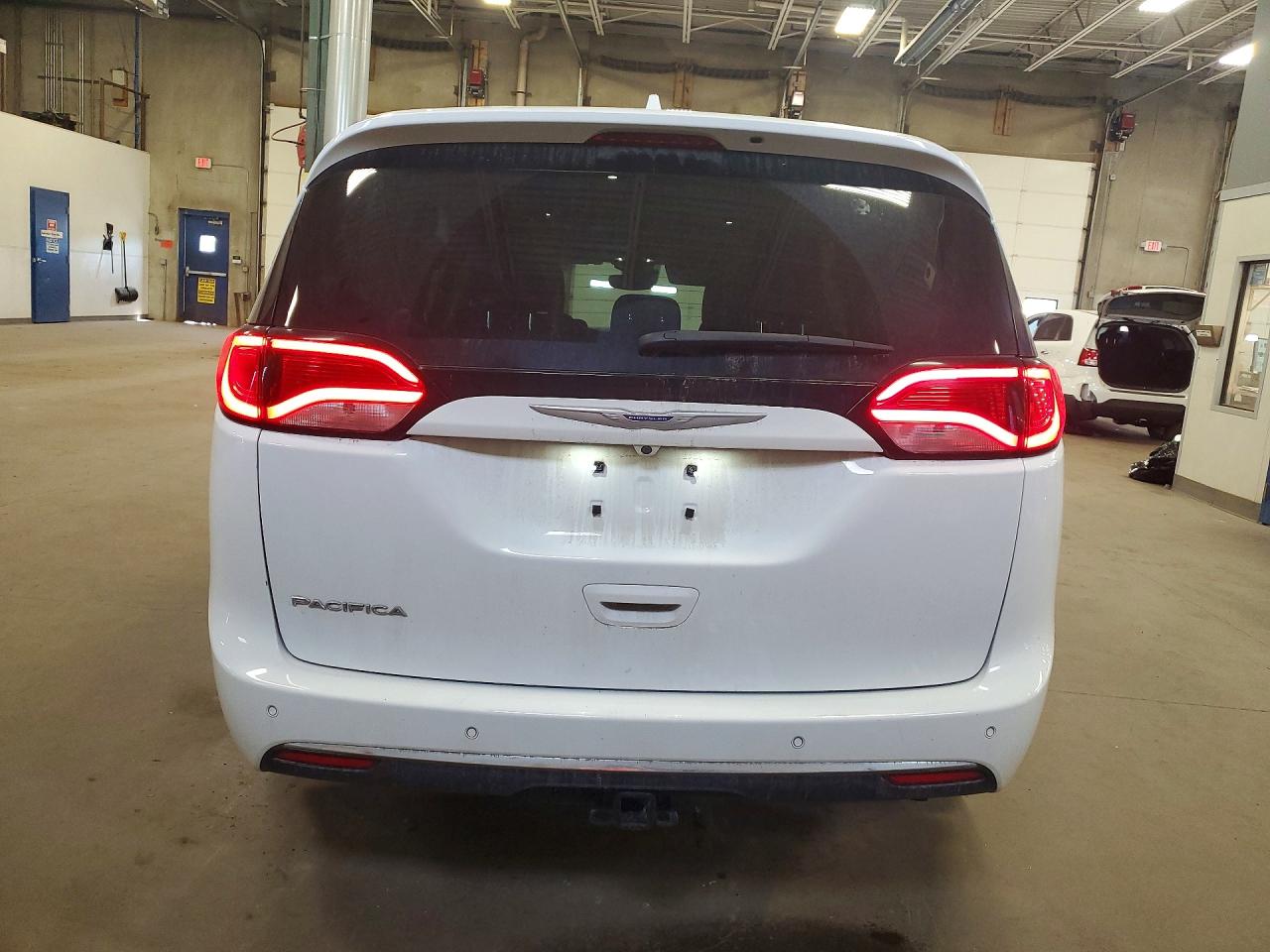 Chrysler Pacifica Touring L Plus