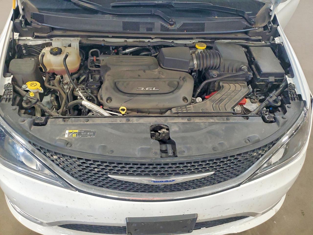 Chrysler Pacifica Touring L Plus